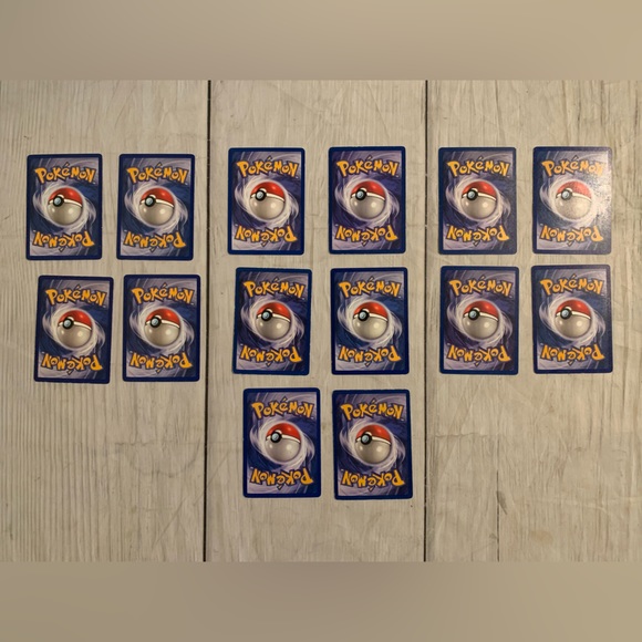 1st edition pokemon card lot Holo Rare Vintage - 20 Cards Cards will come from the following sets 20 HOLOS Complete Set ALL